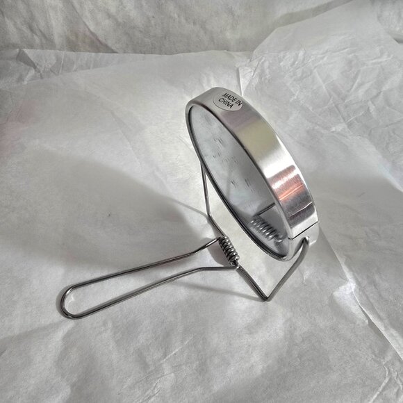 Mundi Deluxe 12 Pc Kit Clippers Toothbrush Mirror Scissors Razor Zip Case NIB - Picture 6 of 8